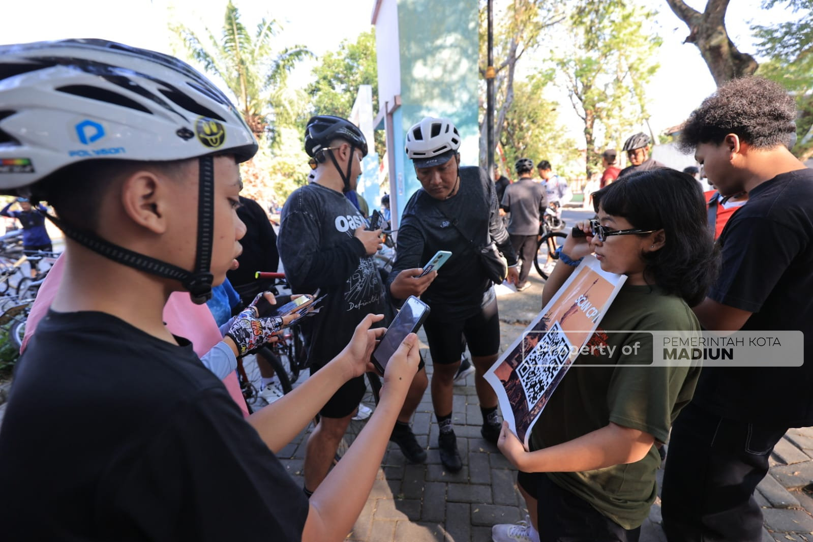 Ratusan Peserta Turut Jelajahi Kota Pendekar Lewat Madiun Discovery Bike 2026