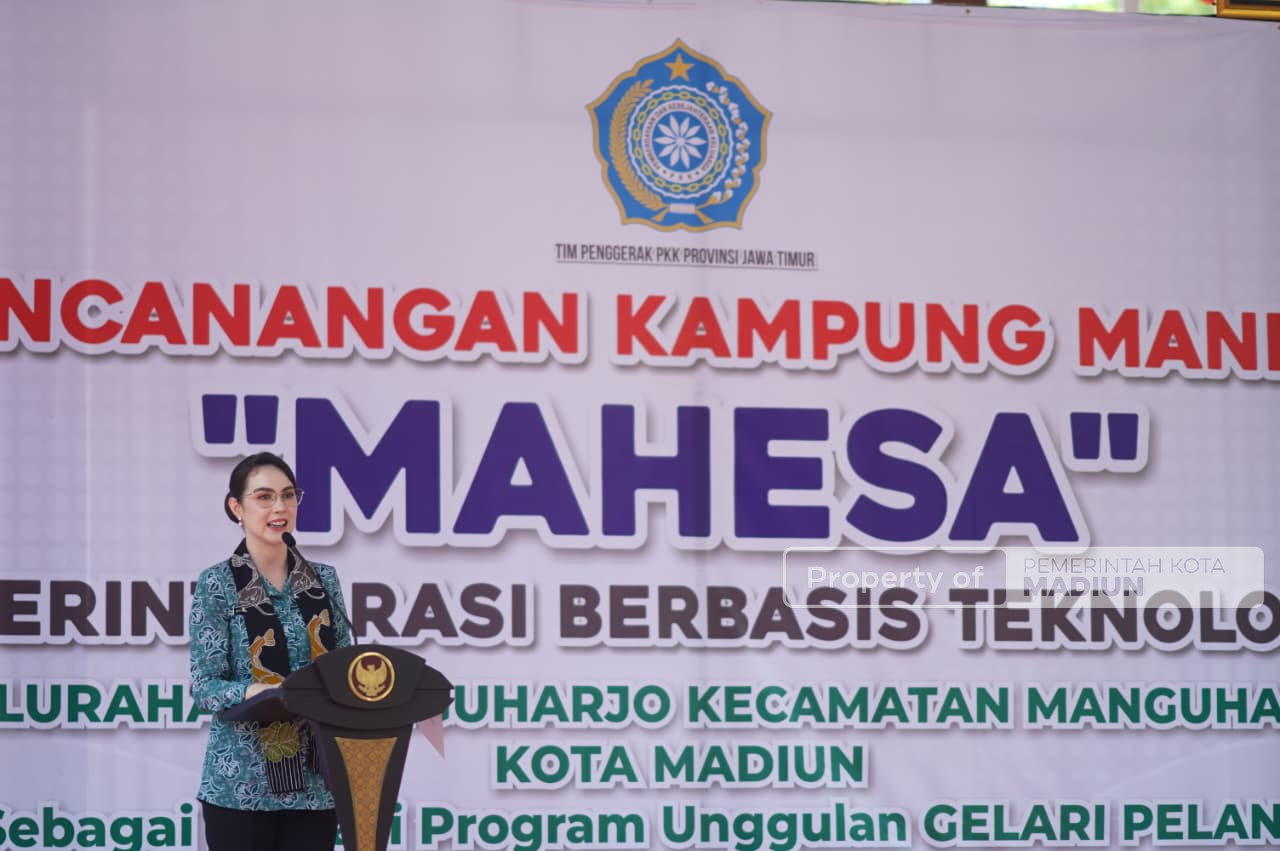 Hadiri Pencanangan Kampung Mandiri Mahesa Terintegrasi Berbasis Teknologi, Arumi: Perubahan dan Peningkatan Luar Biasa!