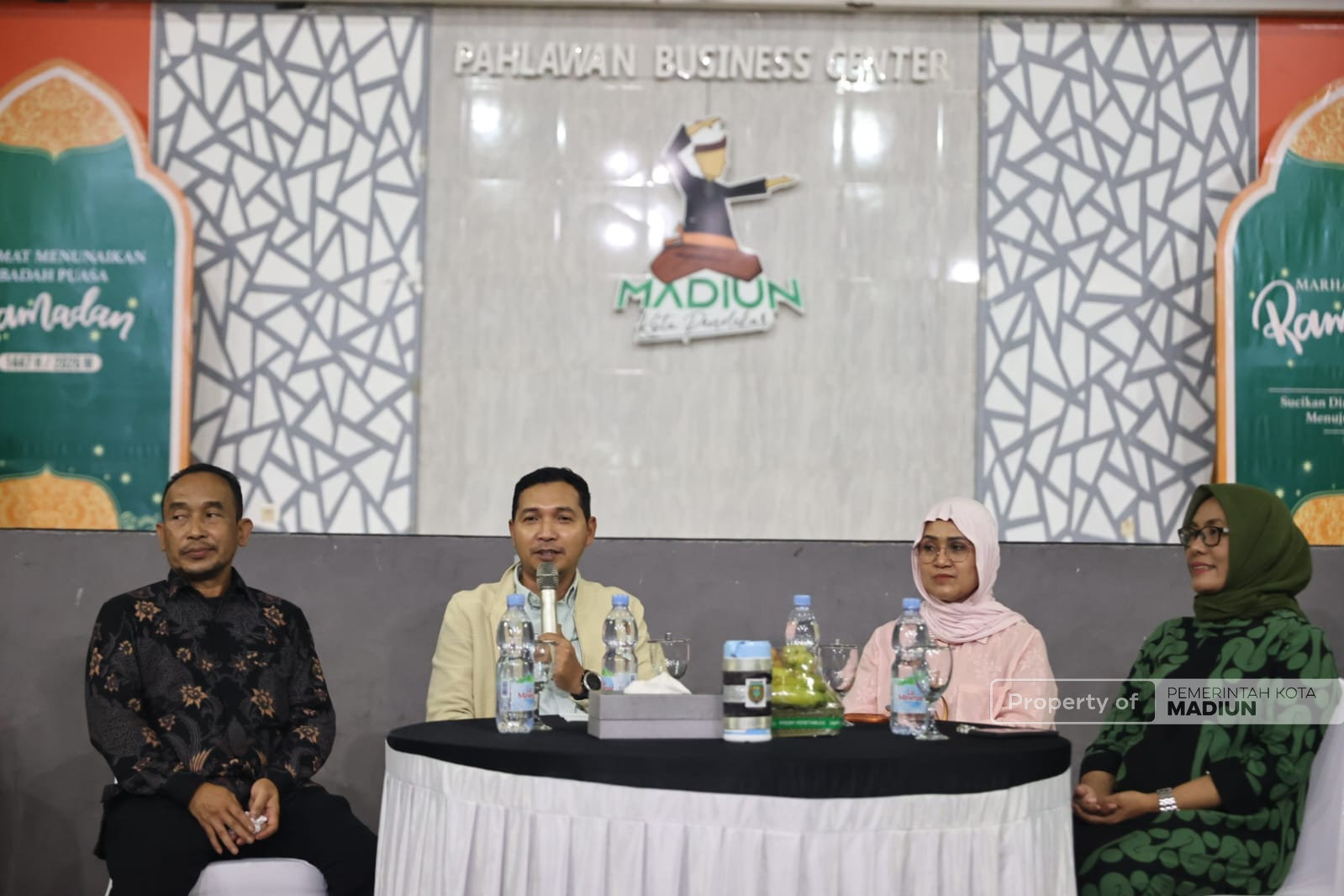 Pemudik Mulai Datang, Plt Wali Kota Sambut Ratusan Paguma dari Ibu Kota