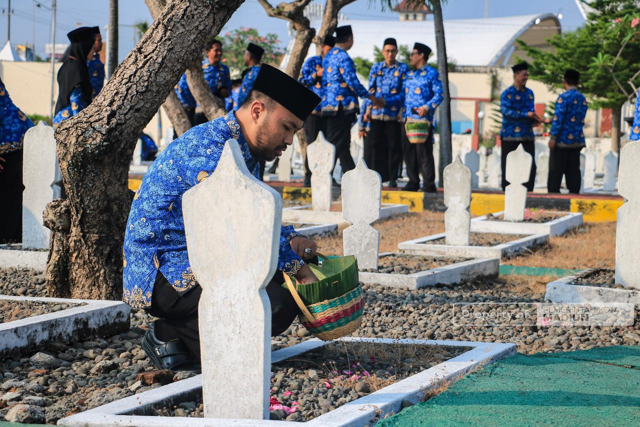 Ziarah Makam Harkitnas ke-118, Pemkot Madiun Teladani Semangat Juang dan Pengabdian