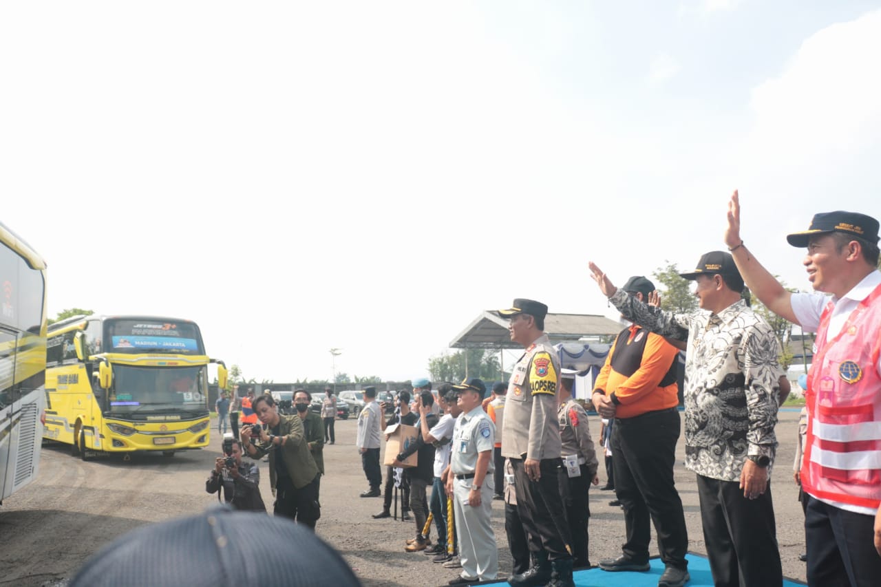 Berangkatkan Balik Gratis, Wali Kota: Lebaran Jadi Aman, Berkesan, dan Nyaman