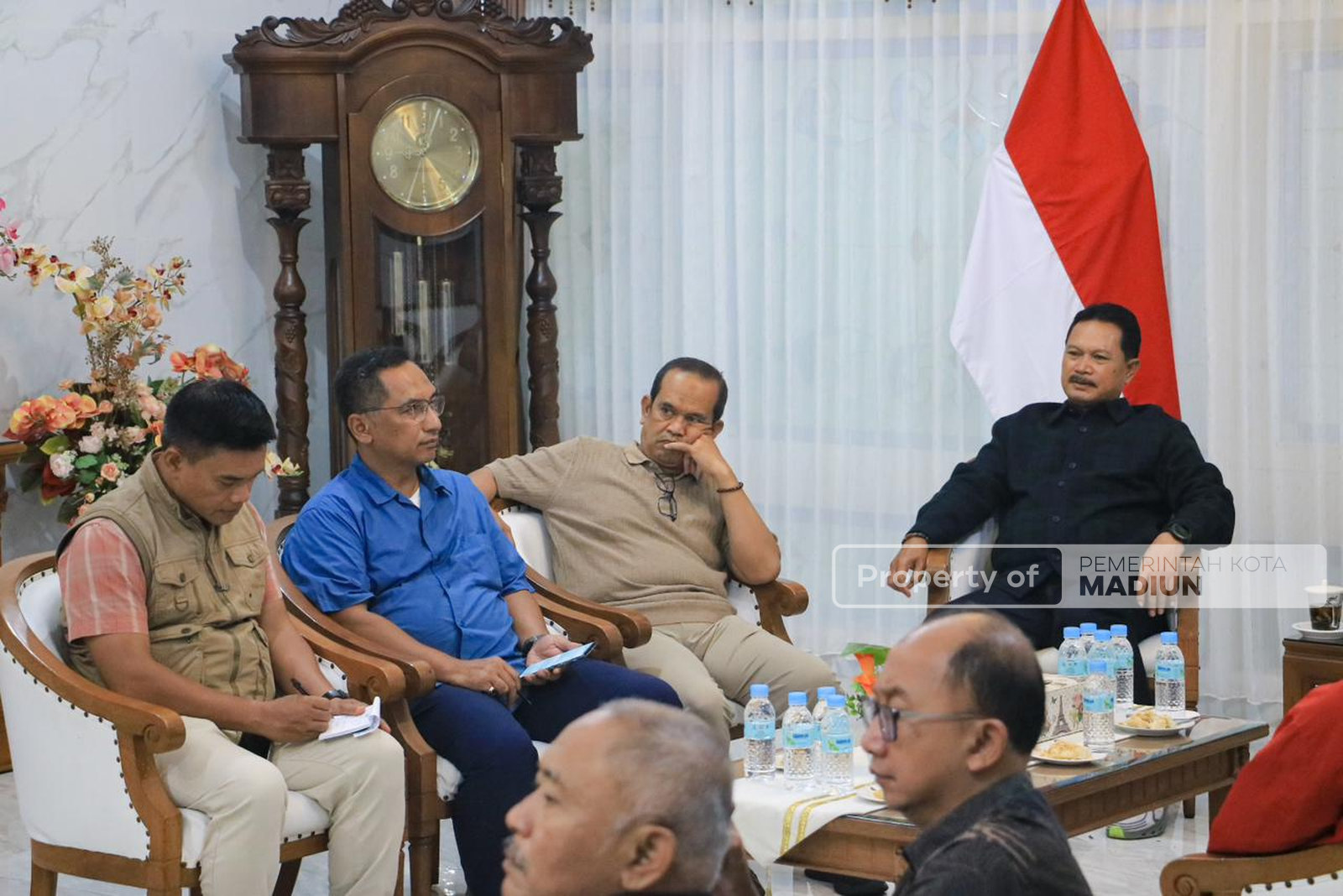 Pimpin Rapat Tanggap Bencana, Wali Kota Madiun Tekankan Kesiapsiagaan Hadapi Cuaca Ekstrem Jelang Pergantian Tahun