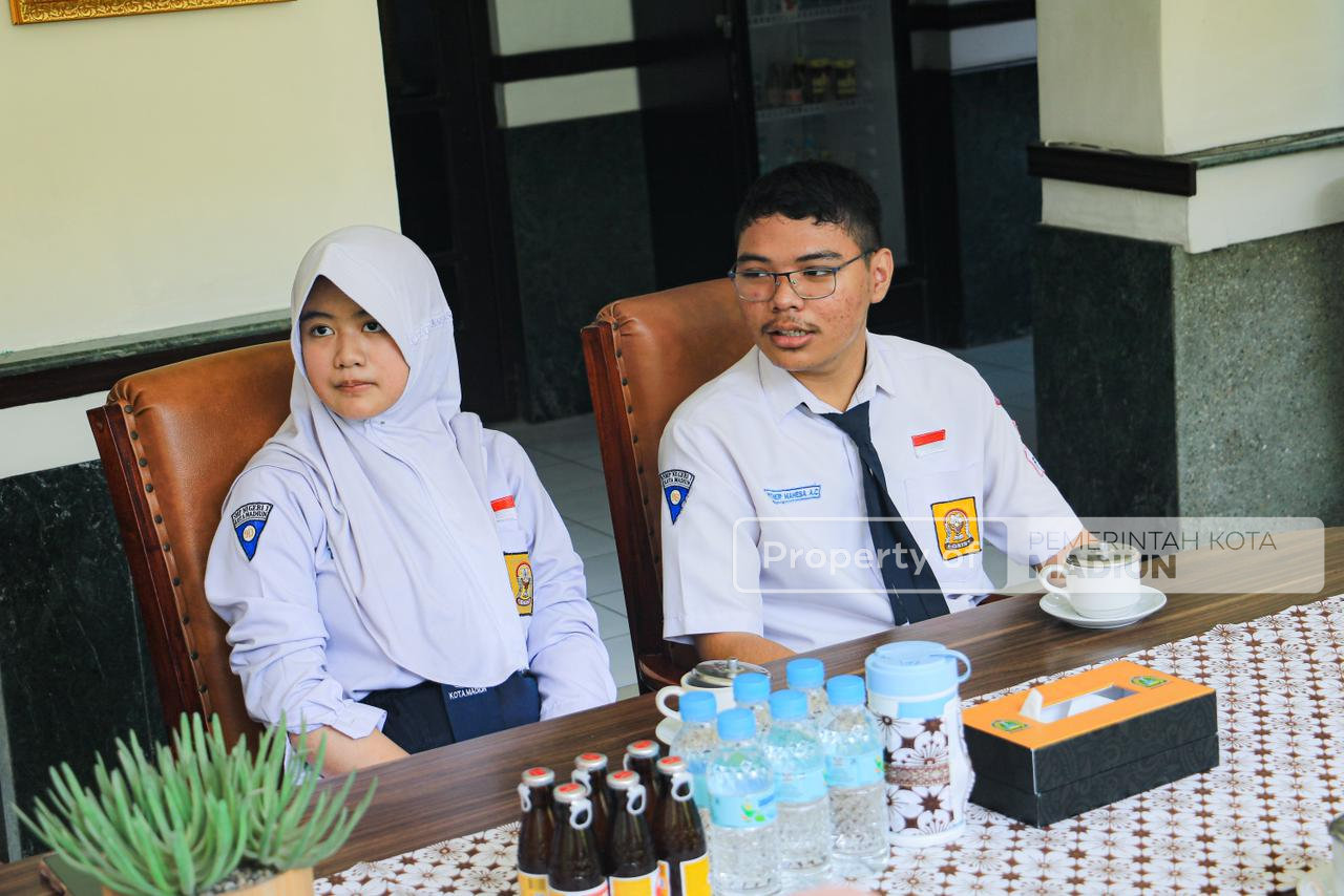 Bakal Ikuti Lomba Science Castle Asia di Malaysia, Dua Siswa SMPN 1 Kota Madiun Sowan ke Balaikota