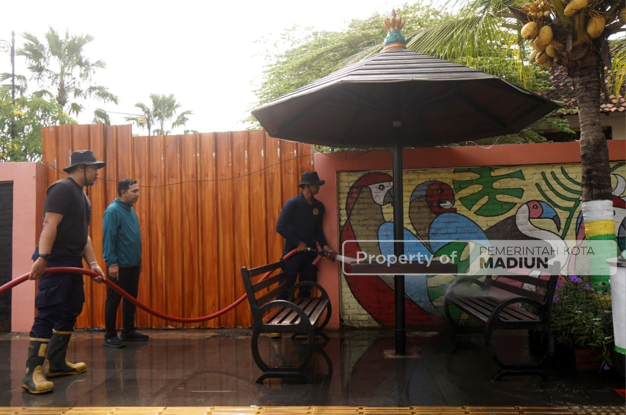 Wujudkan Kota Bersih, Wawali Pantau Kerja Bakti Jumat Pagi