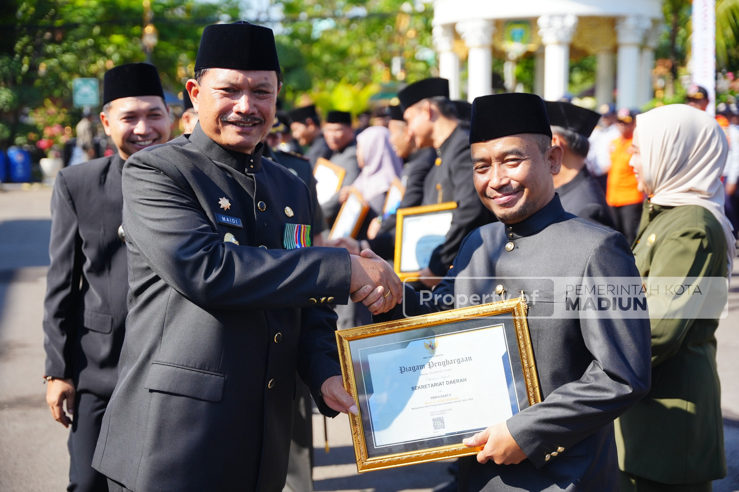 Gelar Upacara Peringatan Hari Jadi ke-80 Provinsi Jawa Timur, Wali Kota Madiun Tekankan Peran Strategis Madiun dalam Pembangunan