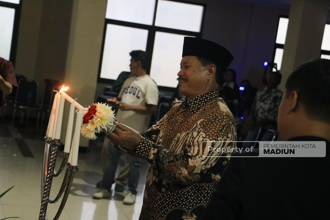Hadiri Perayaan Natal, Wali Kota: Doa Jemaat GKJW Bawa Kota Madiun Semakin Maju Mendunia