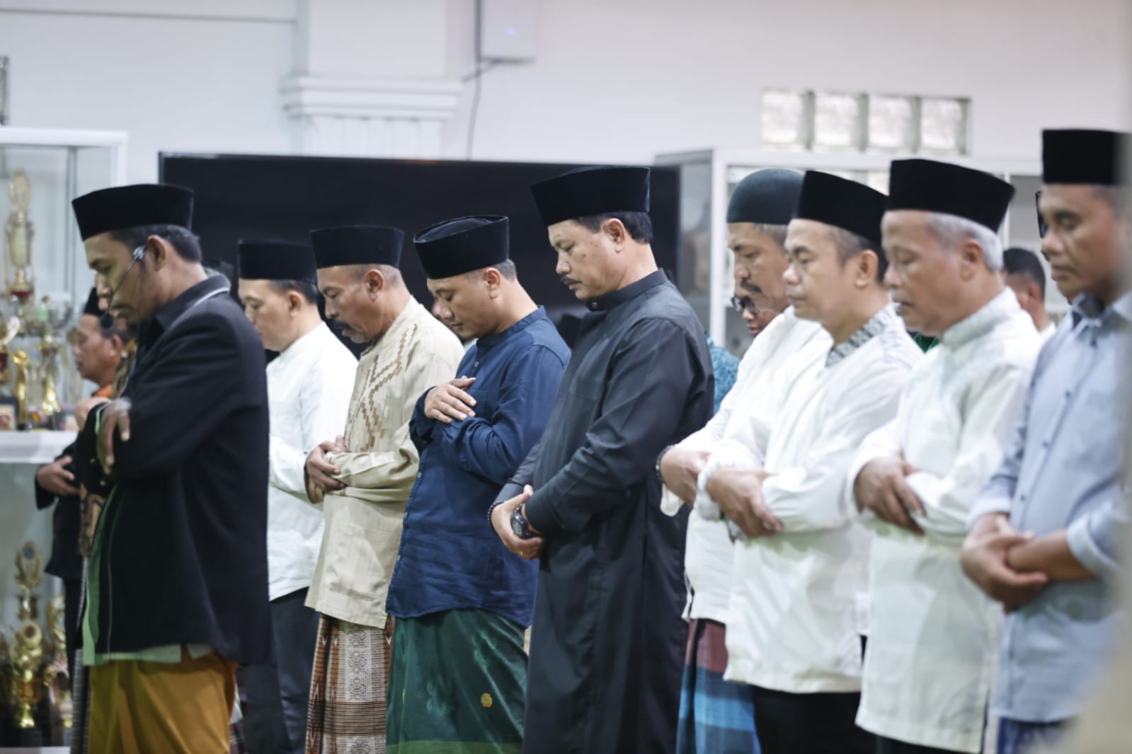 Salat Tarawih di Rumdin Rangkaian Safari Ramadan, Wali Kota Ajak Jamaah Tingkatkan Kebaikan