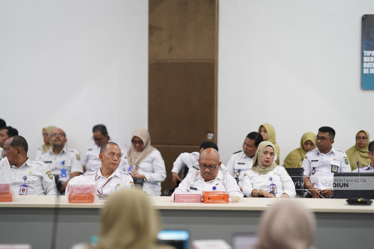 Gelar Penguatan Pemerintah Digital, Plt Wali Kota Targetkan 90 Persen Layanan Berbasis Digital