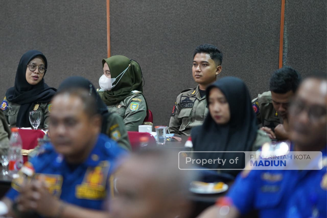 Buka Bimtek Satpol PP dan Damkar, Wakil Wali Kota Madiun Tekankan Pelayanan bagi Masyarakat