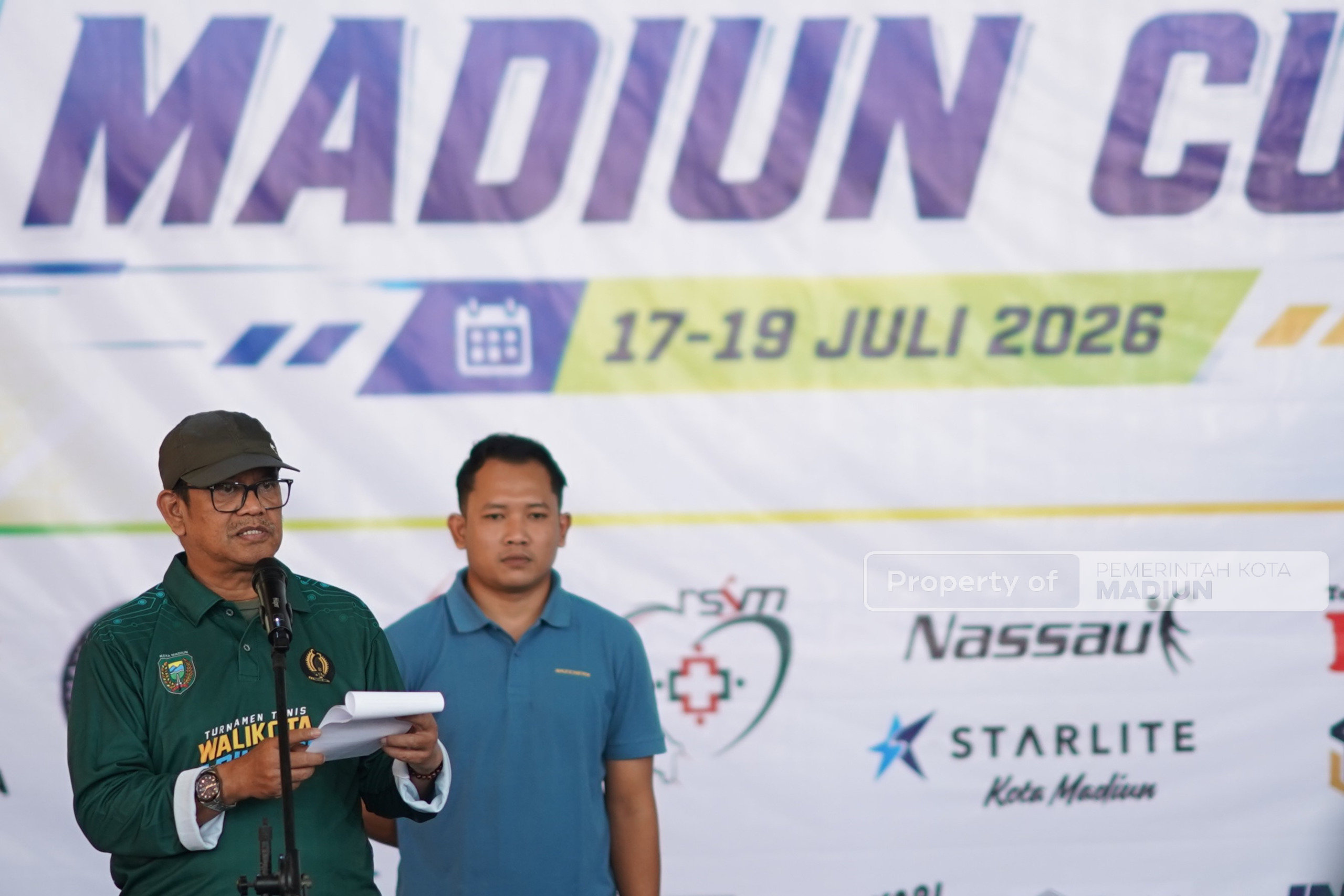 Buka Turnamen Tenis Wali Kota Madiun Cup 2026, Sekda Harap Jadi Panggung Ukir Prestasi dan Geliatkan Ekonomi
