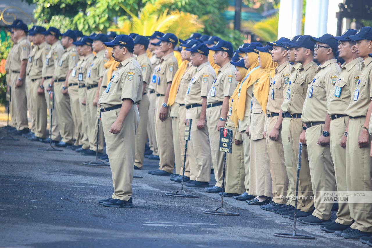 Pimpin Apel Kerja, Plt Wali Kota Madiun Tekankan Kebersihan dan Optimalisasi Pelayanan