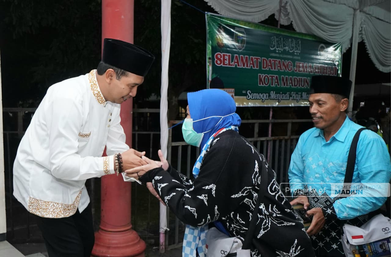 Plt Wali Kota Madiun Sambut Kepulangan 225 Jamaah Haji, Dorong Implementasi Nilai-Nilai Haji dalam Kehidupan Bermasyarakat