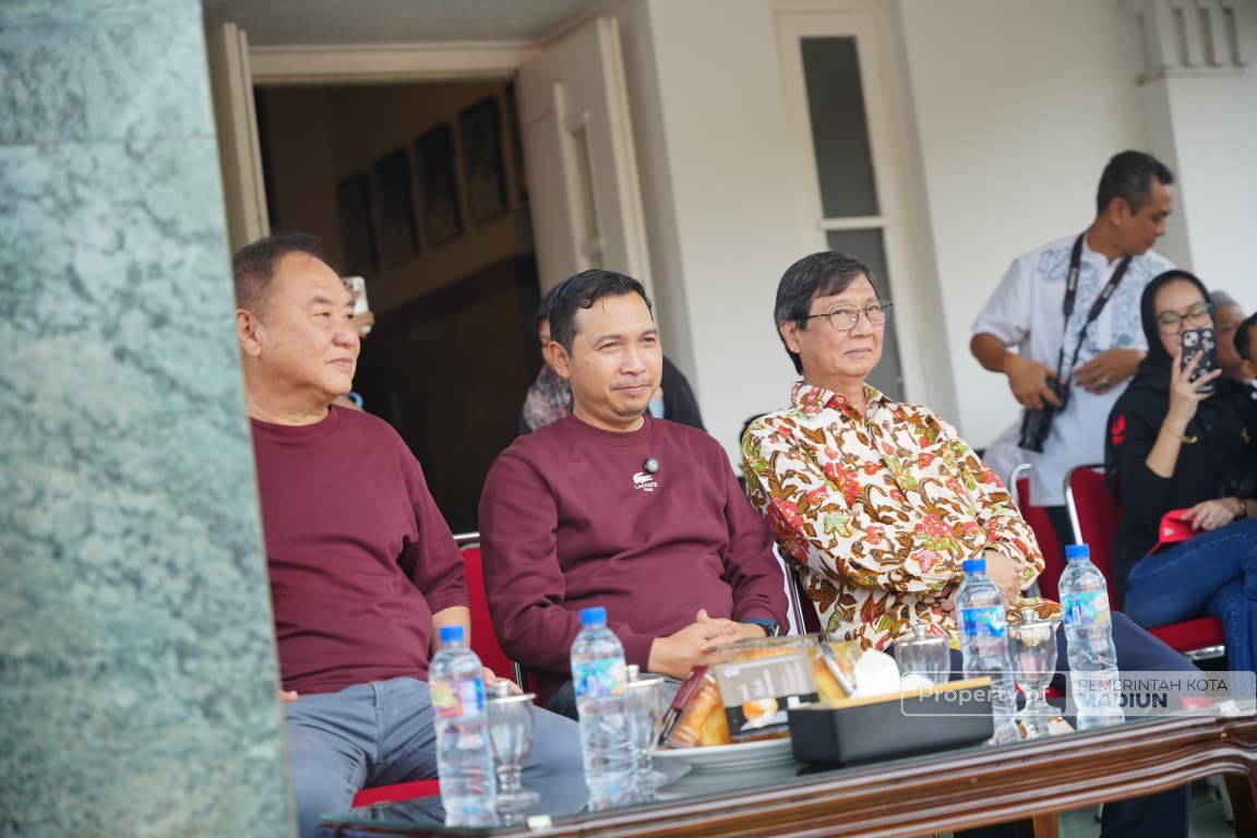 Berangkatkan Kirab Barongsai Imlek, Plt Wali Kota Madiun Harap Semangat Kreativitas dan Kebersamaan Terjaga